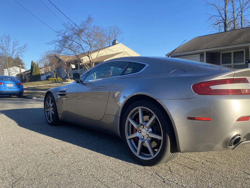 2007 Aston Martin V8 Vantage (2006-2017) - Image 11 of 31