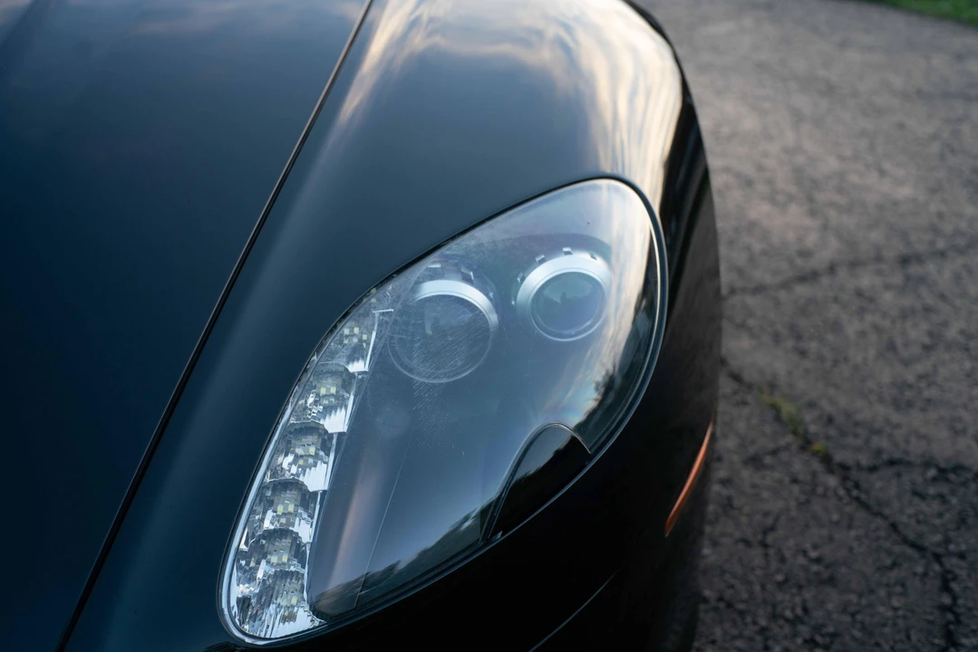 2007 Aston Martin V8 Vantage (2006-2017) - Image 12 of 31