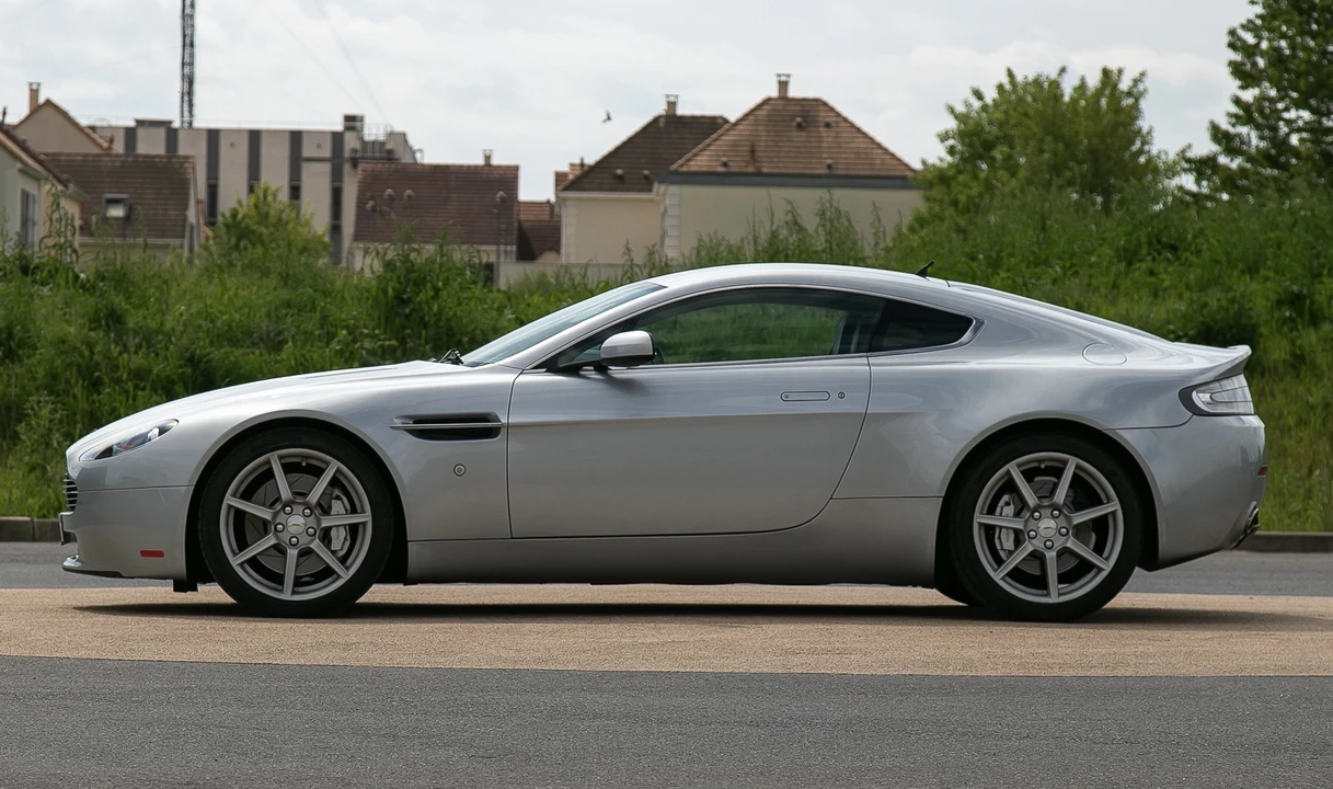 2007 Aston Martin V8 Vantage (2006-2017) - Image 4 of 31