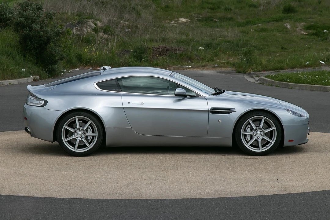 2007 Aston Martin V8 Vantage (2006-2017) - Image 8 of 31