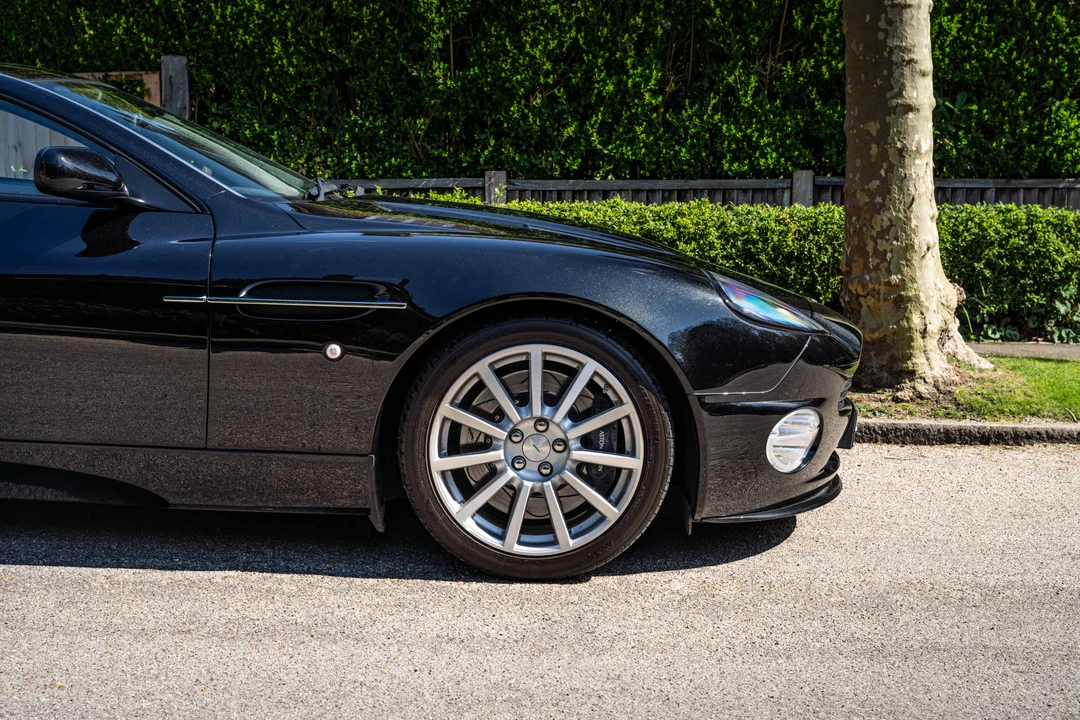 2007 Aston Martin Vanquish 1st Gen - Image 27 of 31