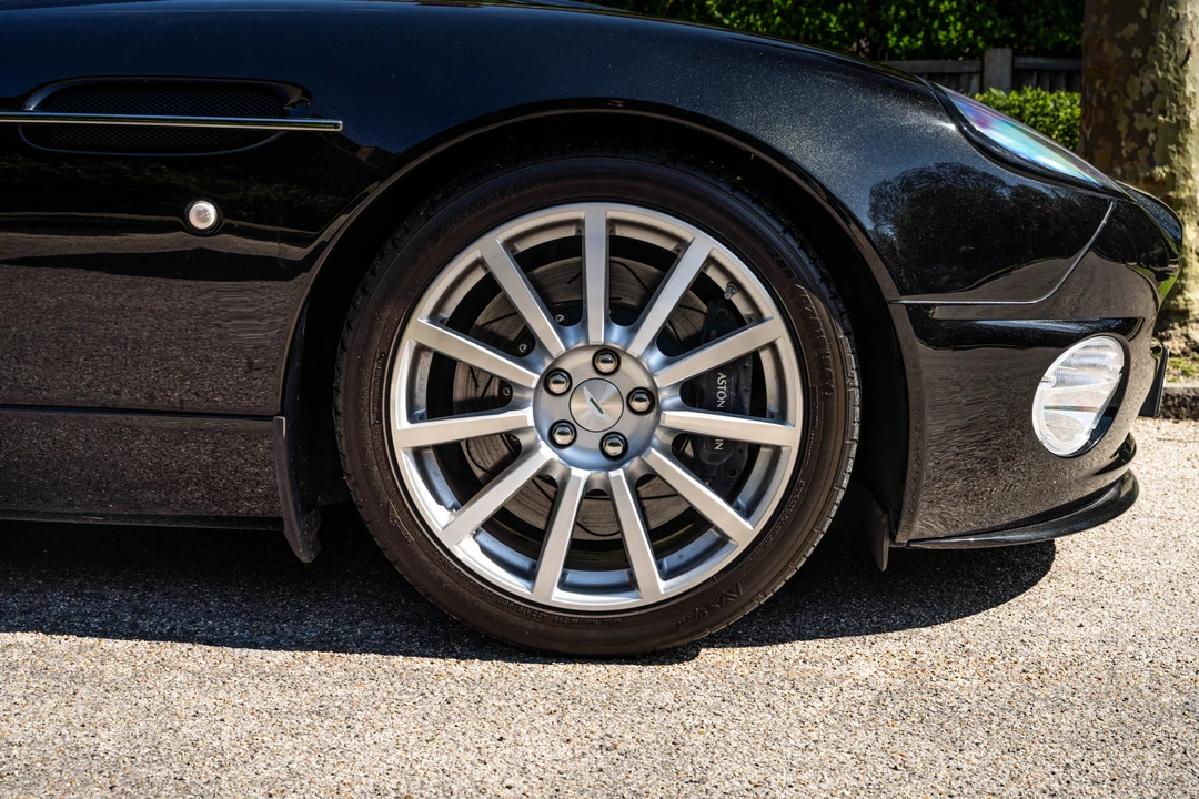 2007 Aston Martin Vanquish 1st Gen - Image 28 of 31
