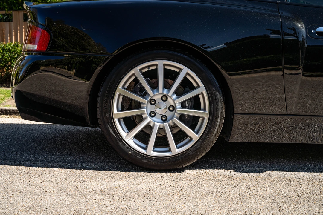 2007 Aston Martin Vanquish 1st Gen - Image 29 of 31