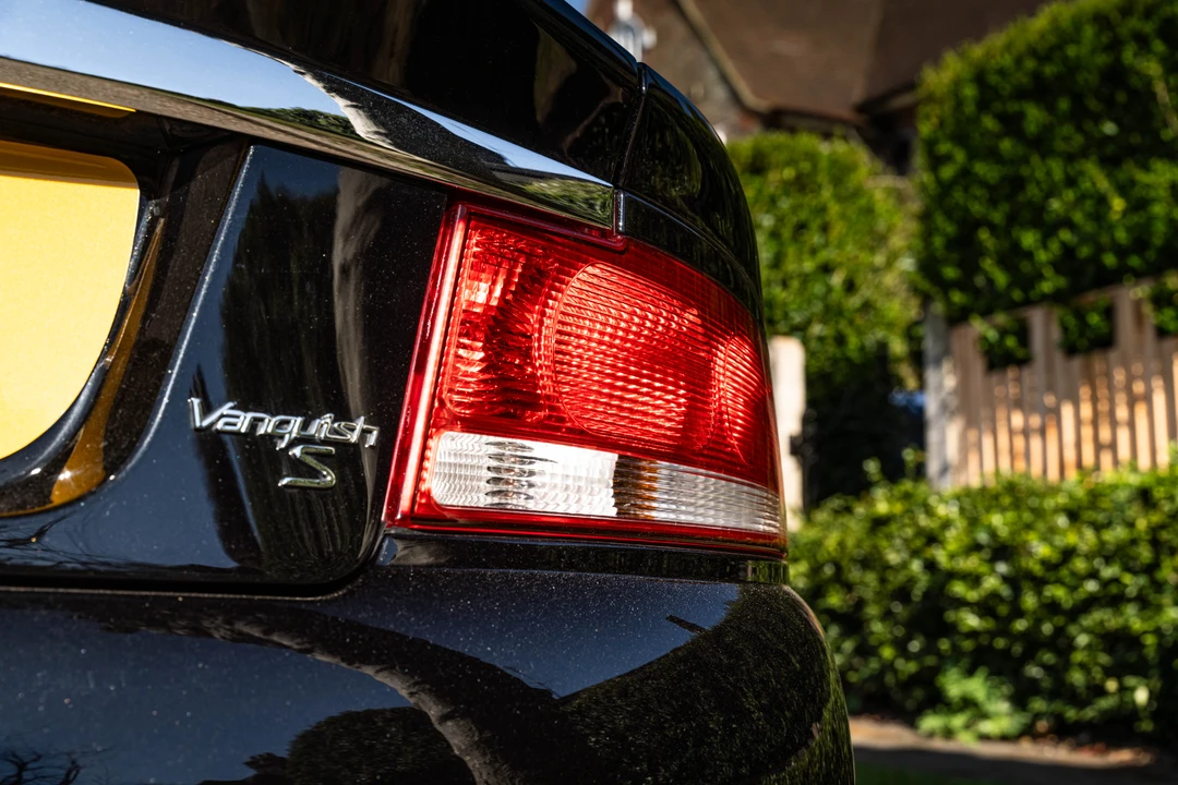 2007 Aston Martin Vanquish 1st Gen - Image 25 of 31