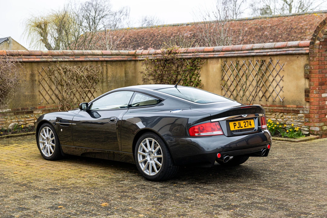 2007 Aston Martin Vanquish 1st Gen - Image 25 of 31