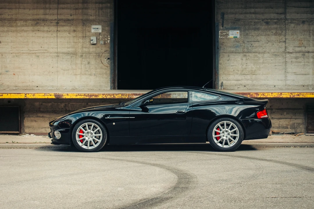 2007 Aston Martin Vanquish 1st Gen - Image 12 of 31