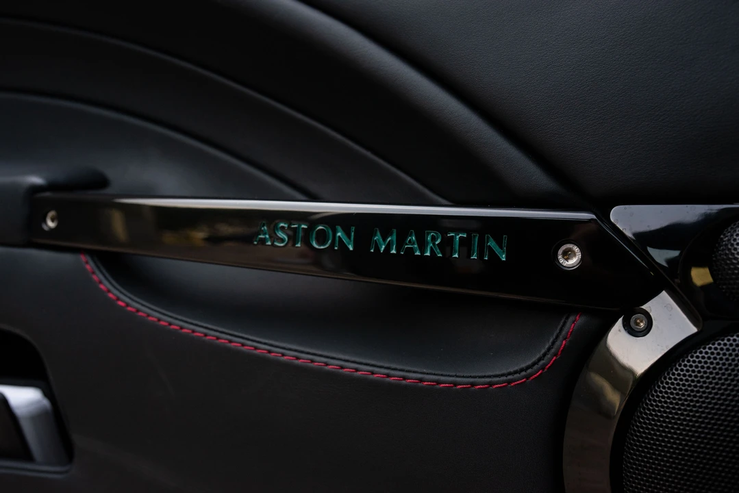 2007 Aston Martin Vanquish 1st Gen - Image 26 of 31