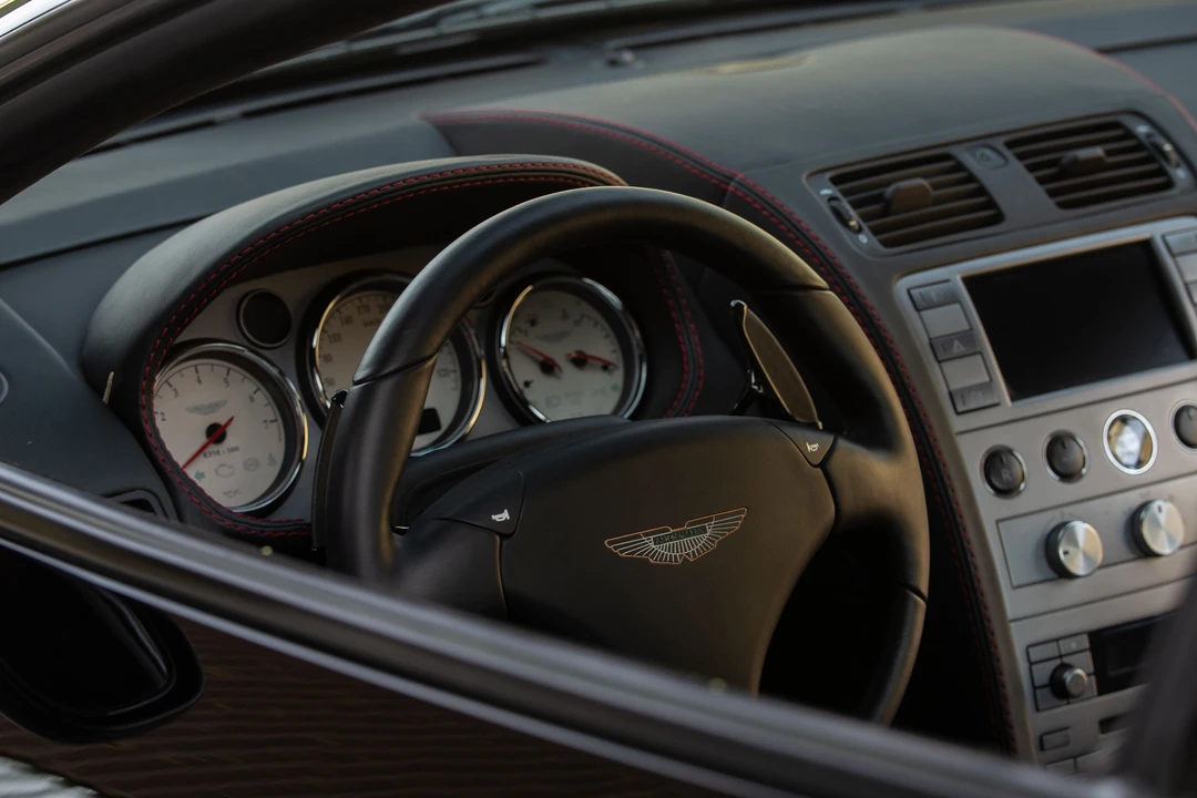 2007 Aston Martin Vanquish 1st Gen - Image 14 of 31
