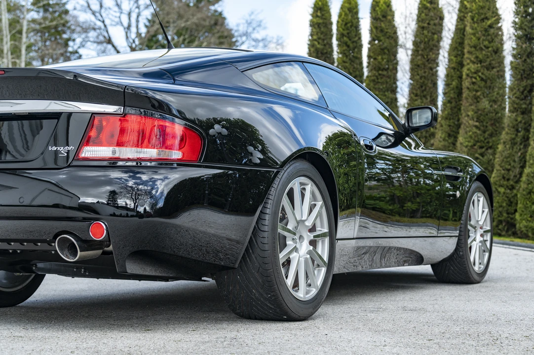 2007 Aston Martin Vanquish 1st Gen - Image 25 of 31