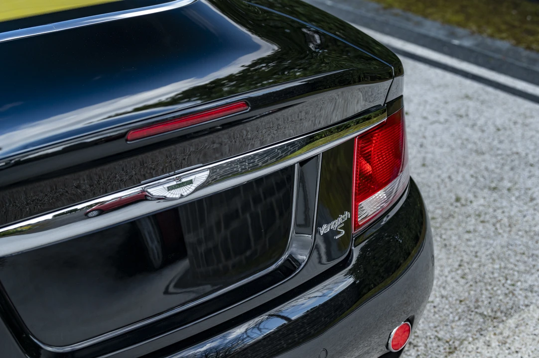 2007 Aston Martin Vanquish 1st Gen - Image 27 of 31