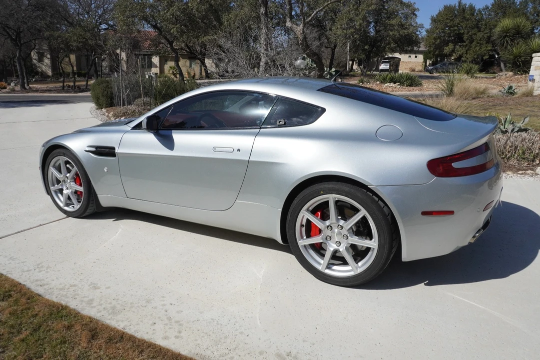 2007 Aston Martin V8 Vantage (2006-2017) - Image 5 of 31