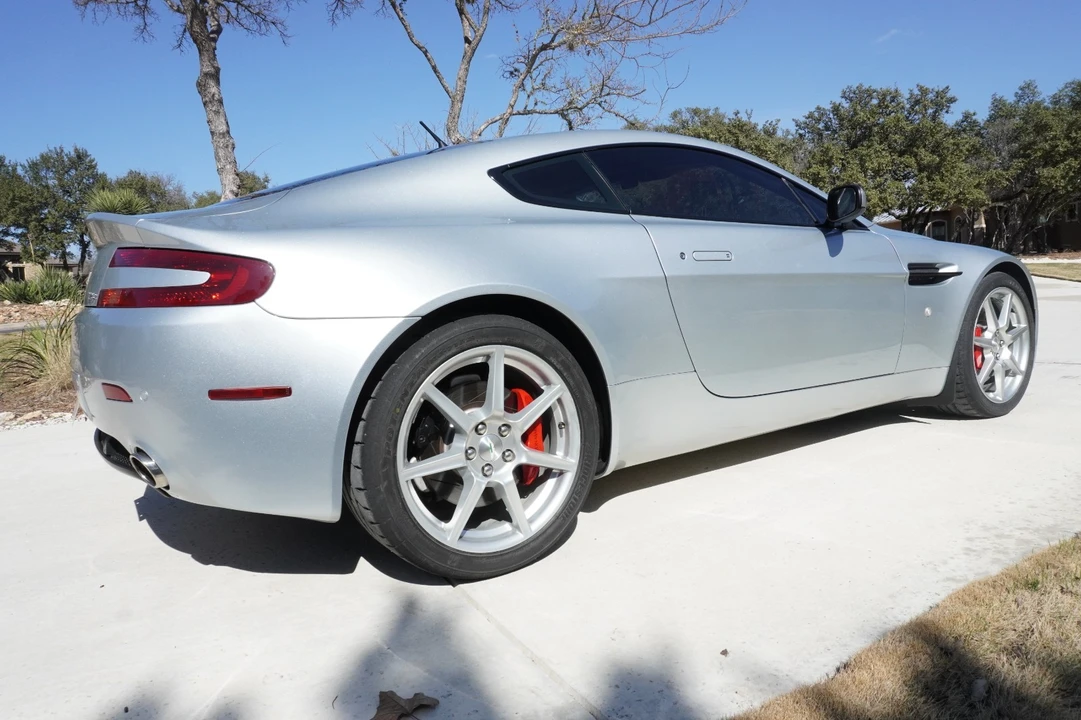 2007 Aston Martin V8 Vantage (2006-2017) - Image 11 of 31