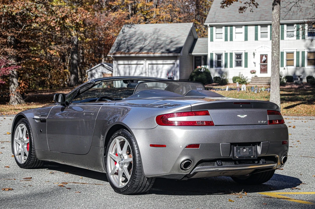2007 Aston Martin V8 Vantage (2006-2017) - Image 8 of 21