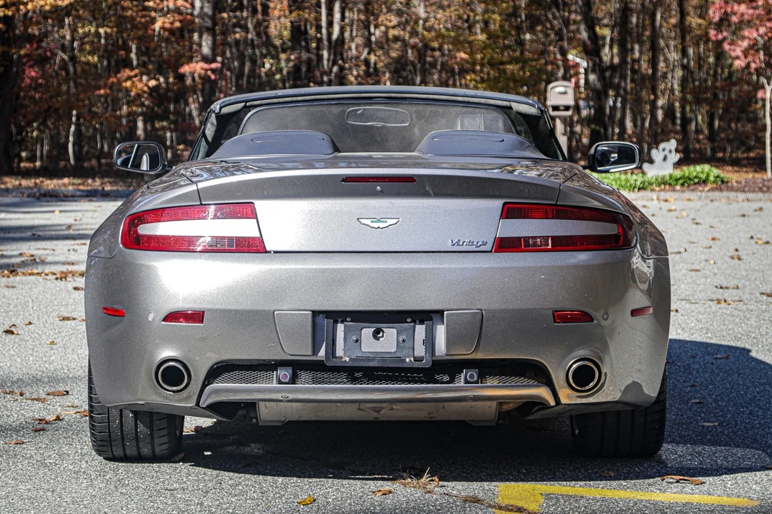 2007 Aston Martin V8 Vantage (2006-2017) - Image 9 of 21