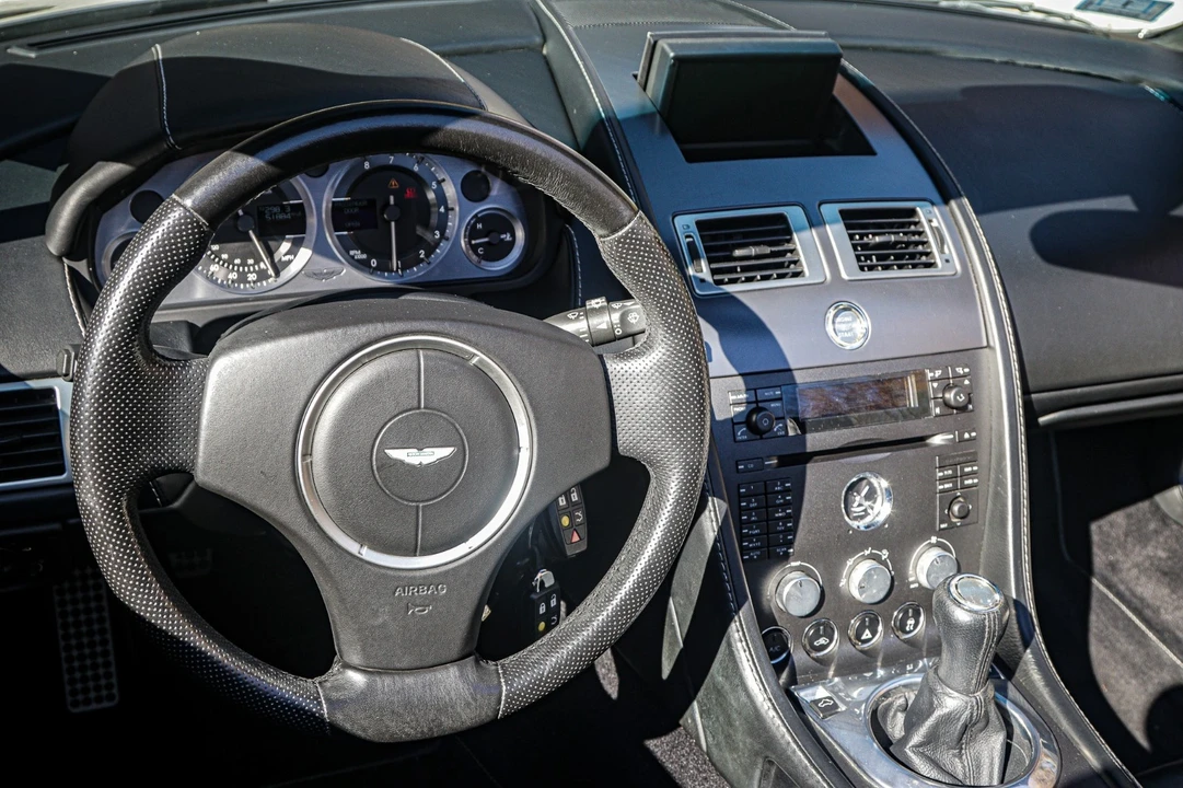 2007 Aston Martin V8 Vantage (2006-2017) - Image 19 of 21
