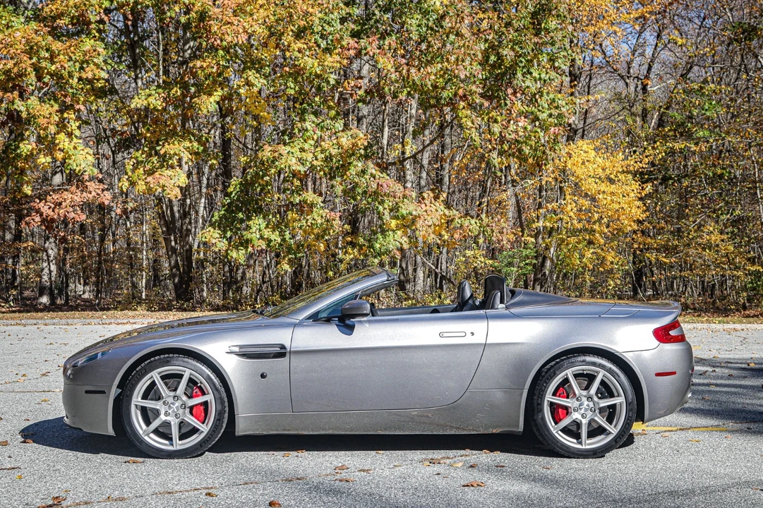 2007 Aston Martin V8 Vantage (2006-2017) - Image 2 of 21