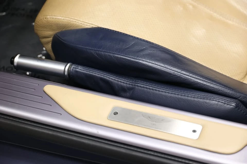 2007 Aston Martin DB9 - Image 14 of 19