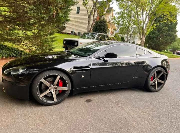 2007 Aston Martin V8 Vantage (2006-2017) - Image 2 of 10