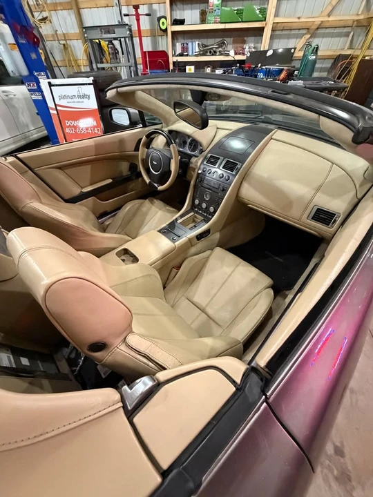 2007 Aston Martin Vantage - Image 8 of 13