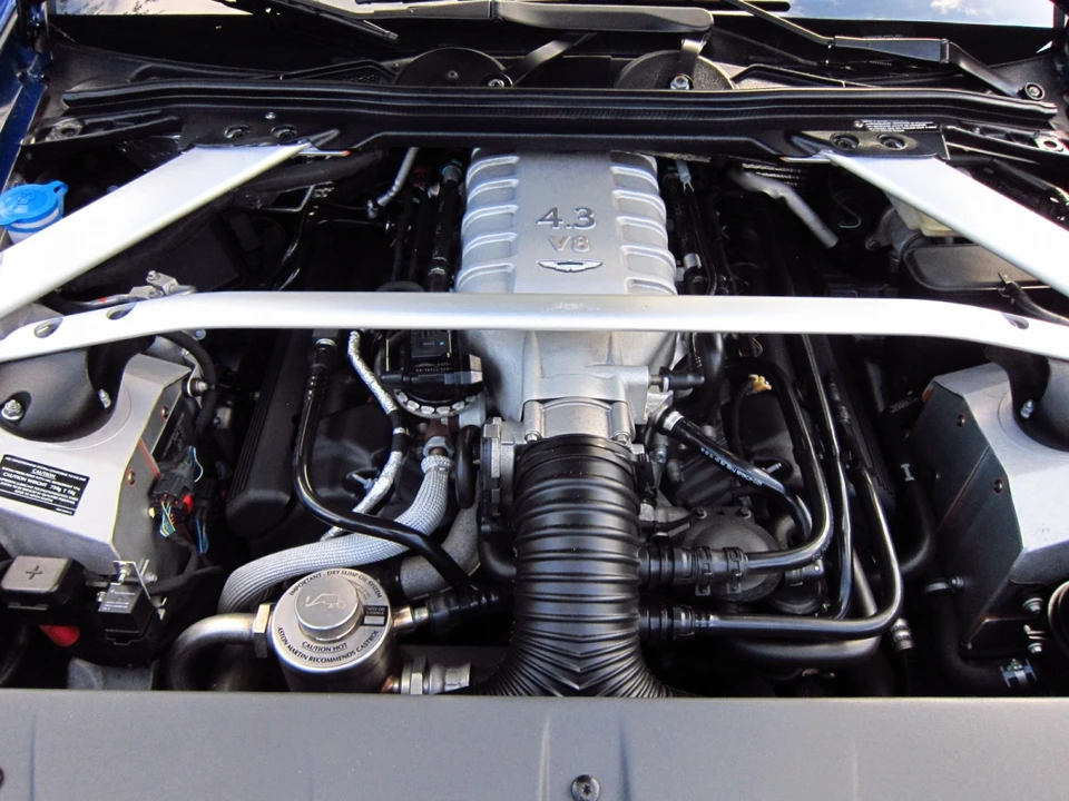 2007 Aston Martin Vantage - Image 11 of 28