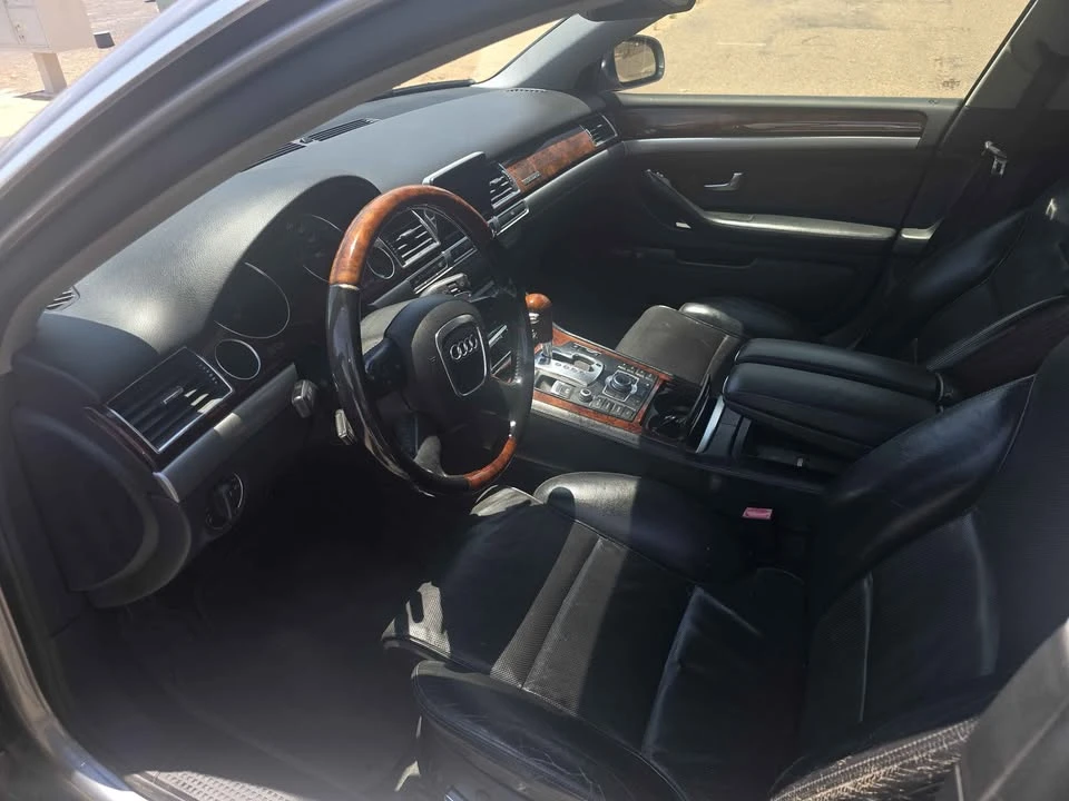 2007 Audi D3 A8 - Image 7 of 9