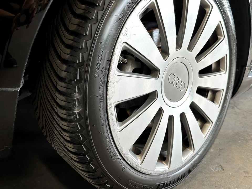 2007 Audi D3 A8 - Image 26 of 31