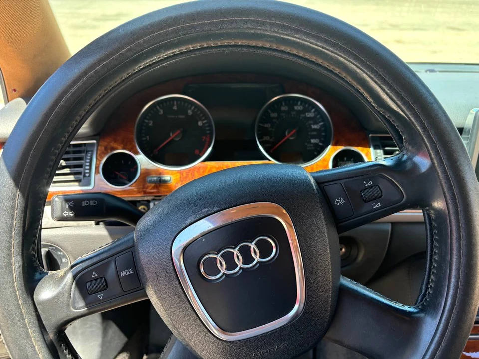 2007 Audi D3 A8 - Image 13 of 20