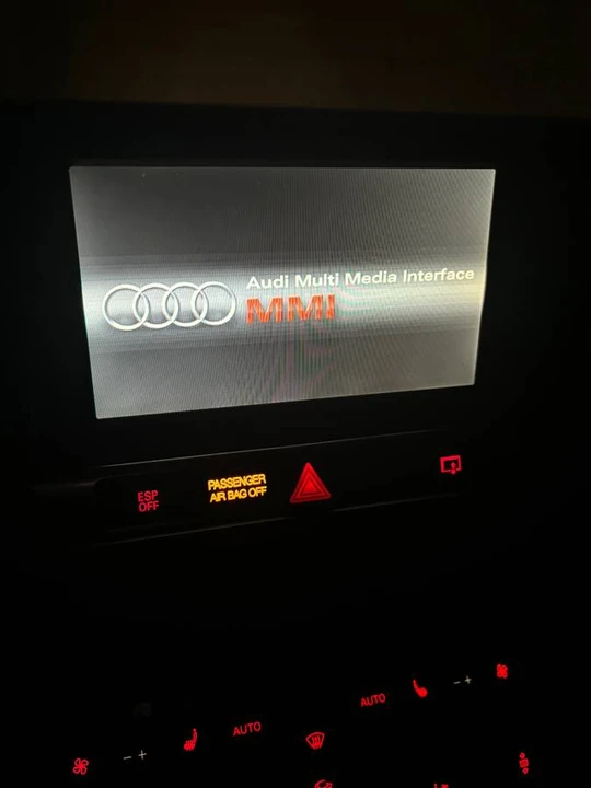 2007 Audi D3 A8 - Image 15 of 23