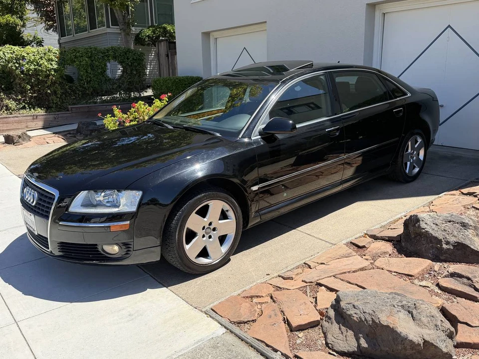 2007 Audi D3 A8 - Image 2 of 7