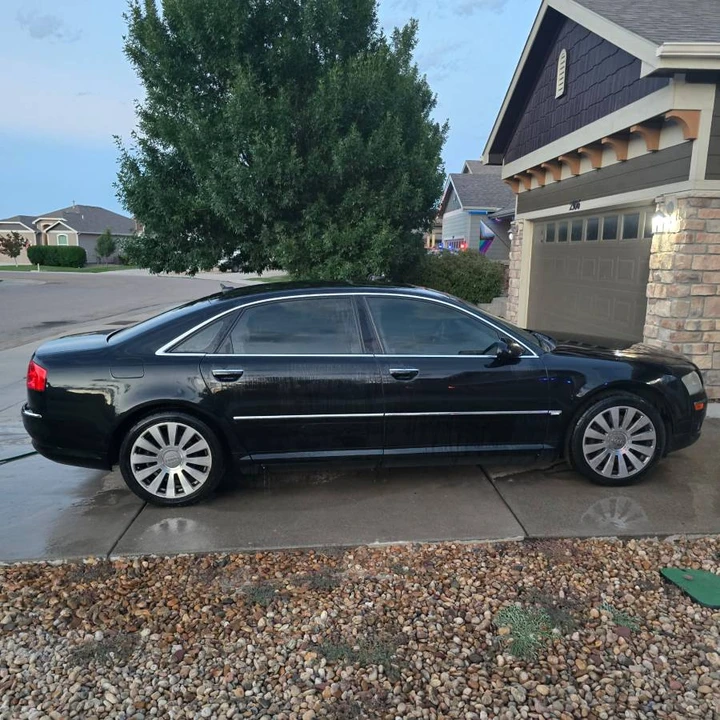 2007 Audi D3 A8 - Image 2 of 9