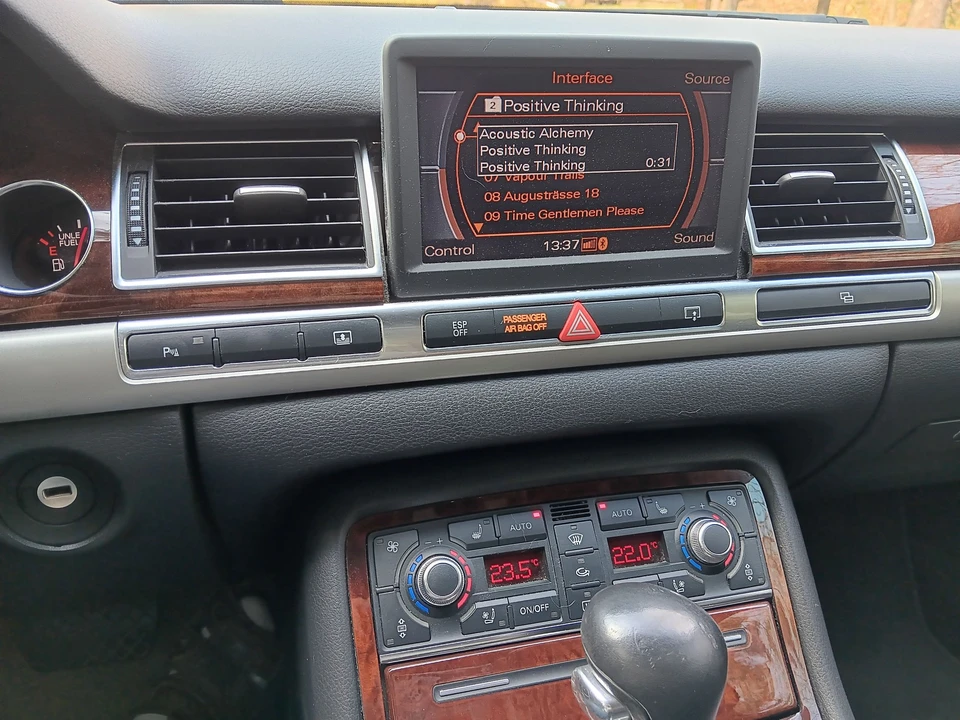 2007 Audi D3 A8 - Image 9 of 13