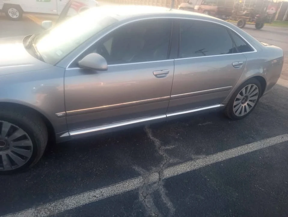 2007 Audi D3 A8 - Image 2 of 6