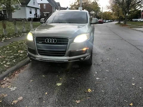 2007 Audi Q7 4.2 Quattro Sport Utility 4D