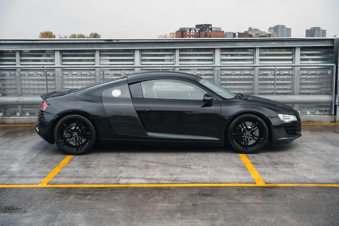 2007 Audi 42 R8 - Image 16 of 31