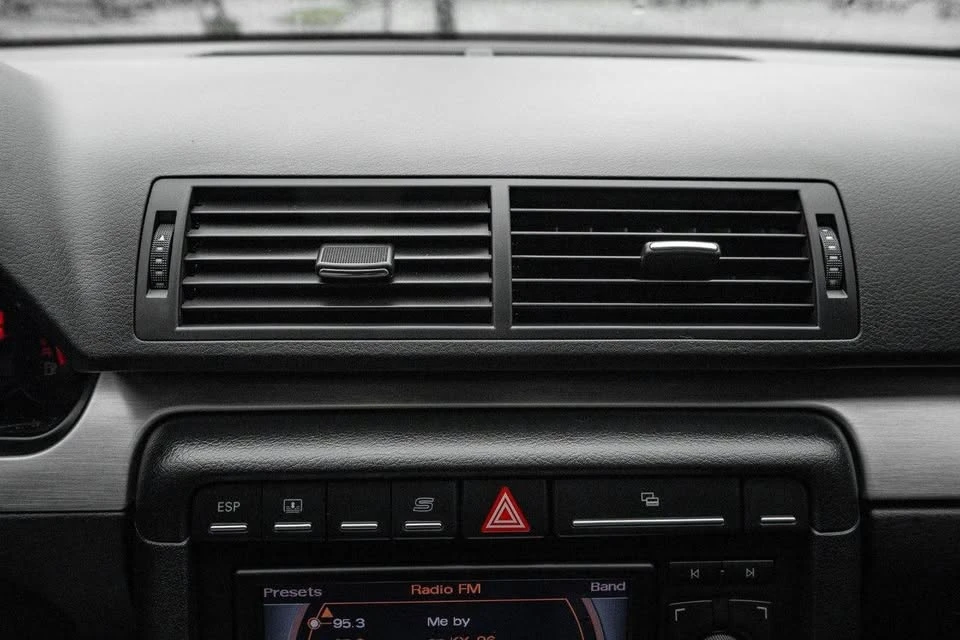 2007 Audi B7 RS4 - Image 15 of 20