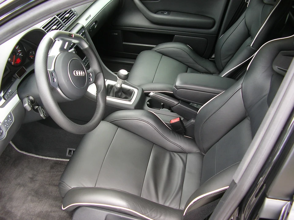 2007 Audi B7 RS4 - Image 17 of 18