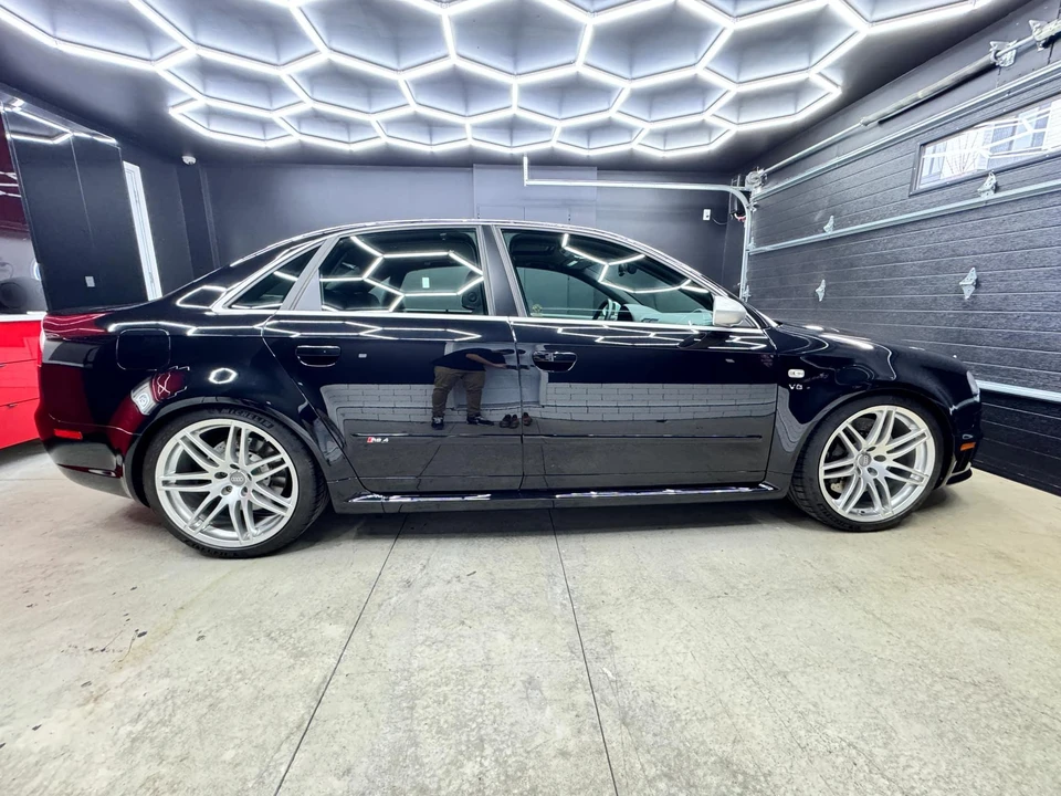 2007 Audi B7 RS4 - Image 22 of 31