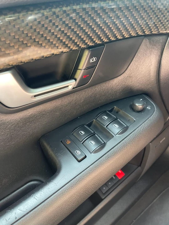 2007 Audi B7 RS4 - Image 22 of 31