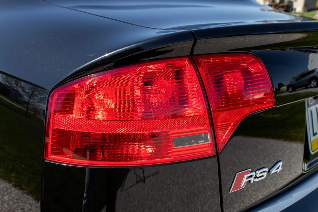 2007 Audi B7 RS4 - Image 16 of 31