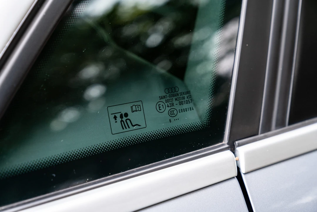 2007 Audi B7 RS4 - Image 25 of 31