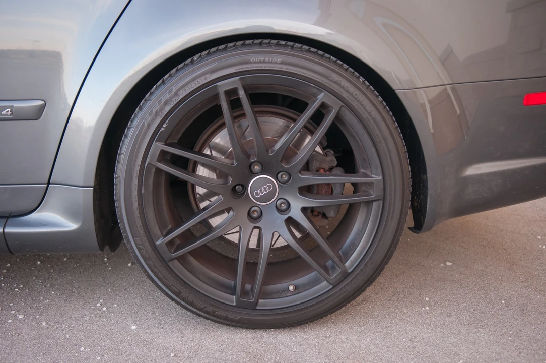 2007 Audi B7 RS4 - Image 27 of 31
