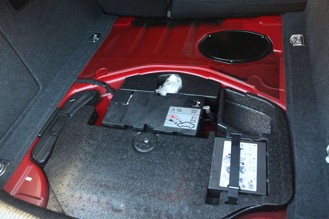 2007 Audi B7 RS4 - Image 29 of 31