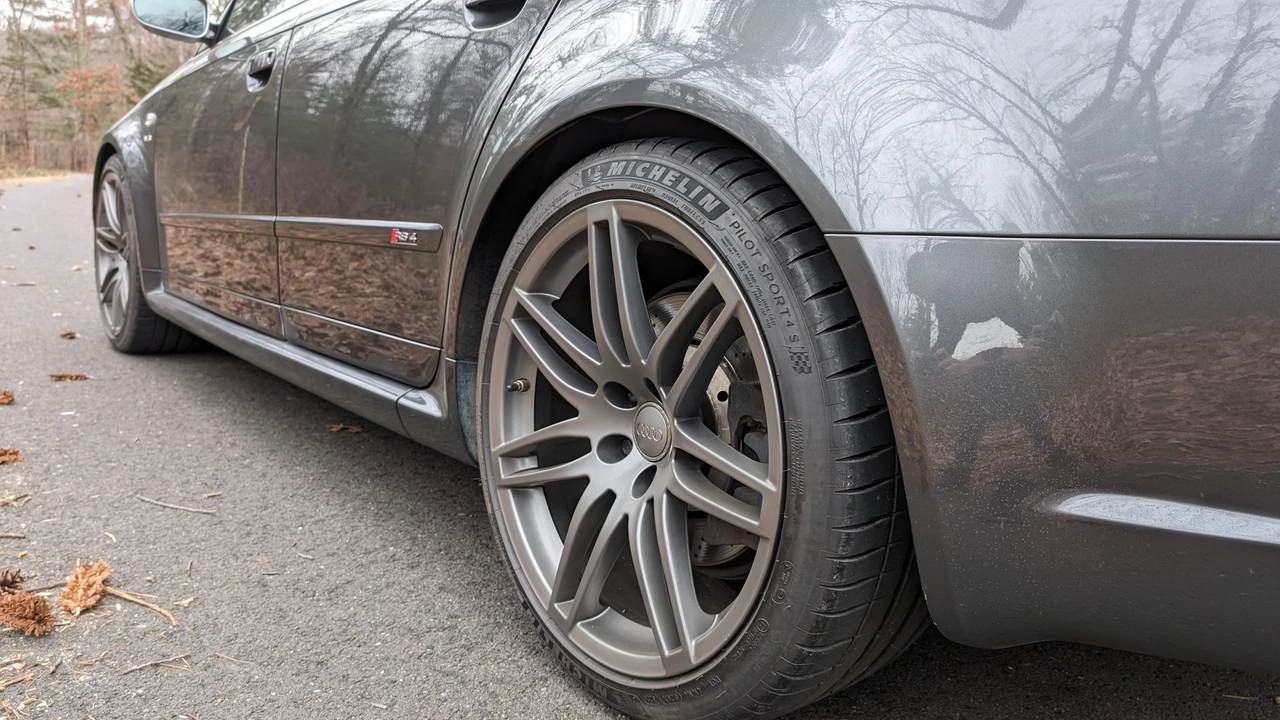 2007 Audi B7 RS4 - Image 26 of 31