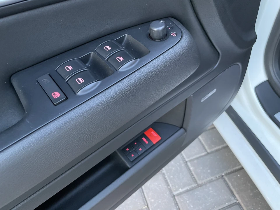2007 Audi B7 RS4 - Image 18 of 31