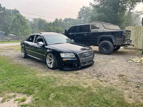 2007 Audi S8 Quattro Sedan 4D