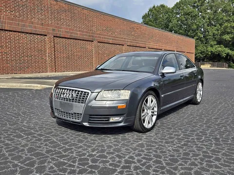 2007 Audi S8 Quattro Sedan 4D