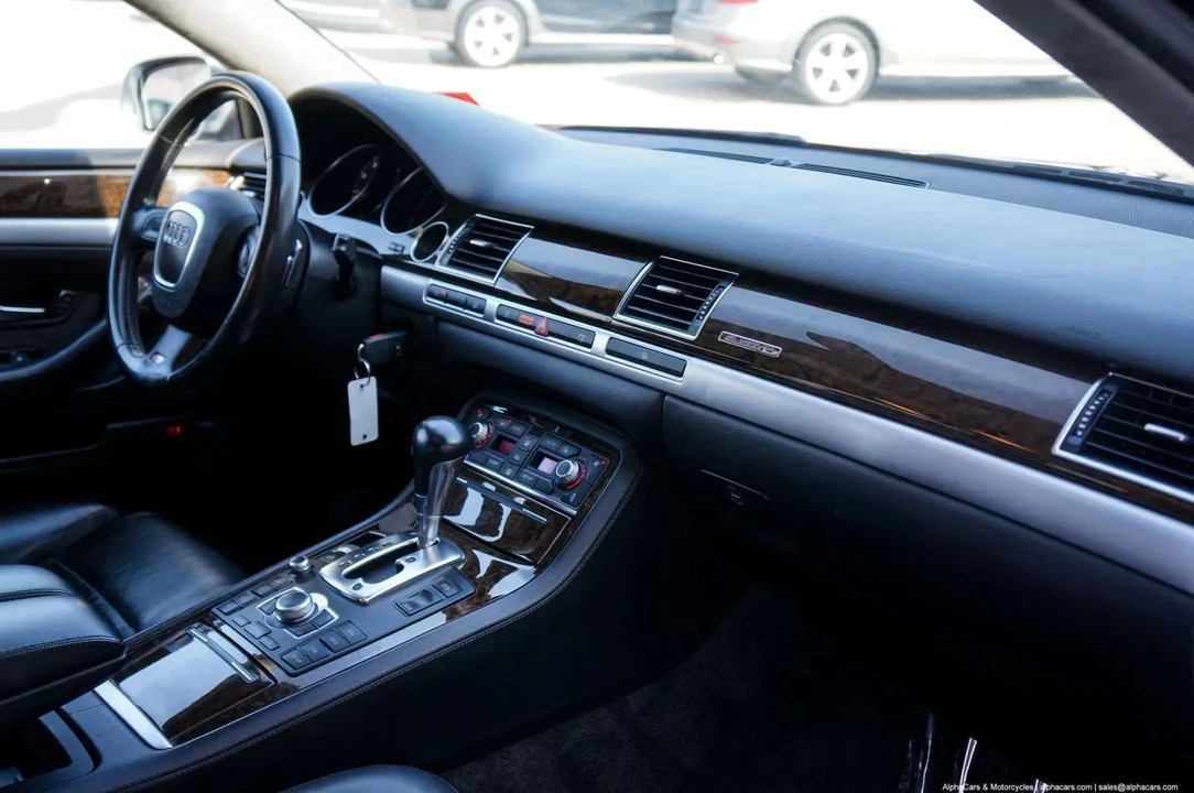 2007 Audi D3 S8 - Image 30 of 31
