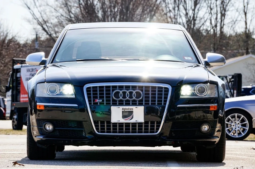 2007 Audi D3 S8 - Image 2 of 31