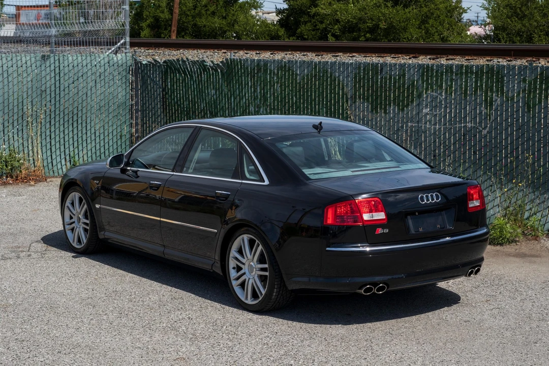 2007 Audi D3 S8 - Image 13 of 31