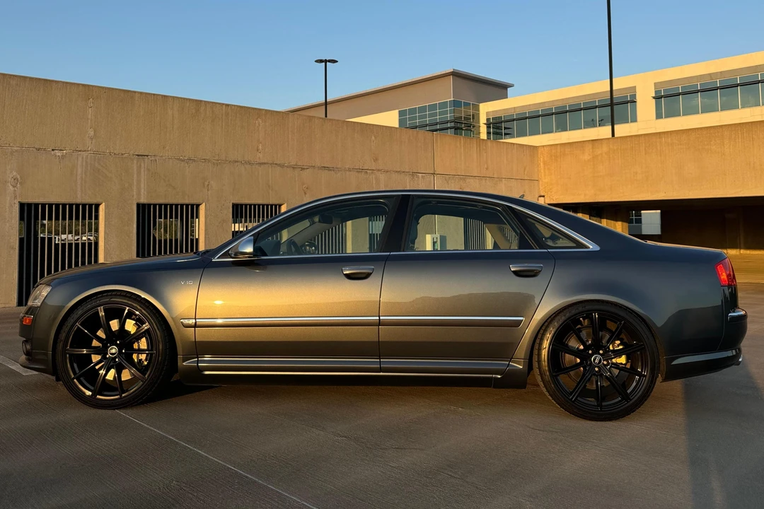 2007 Audi D3 S8 - Image 3 of 31